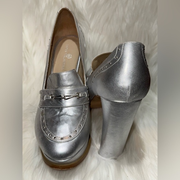Stylish Silver Loafers for Women - Picture 12 of 12